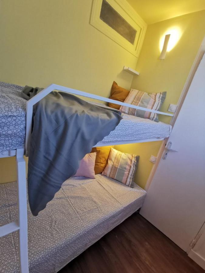 Appartements Acces Prive Plage De La Bergerie Hyères Exteriör bild