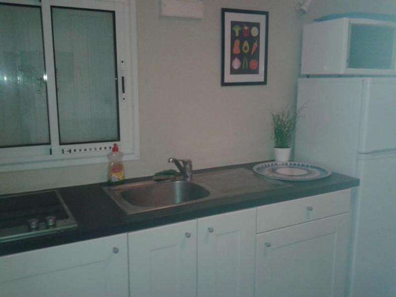 Appartements Acces Prive Plage De La Bergerie Hyères Exteriör bild