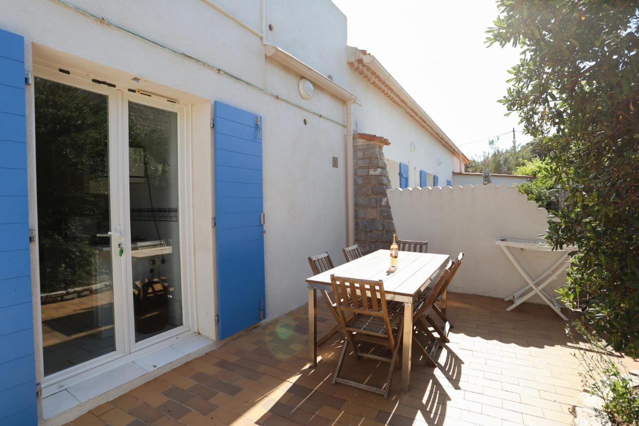 Appartements Acces Prive Plage De La Bergerie Hyères Exteriör bild
