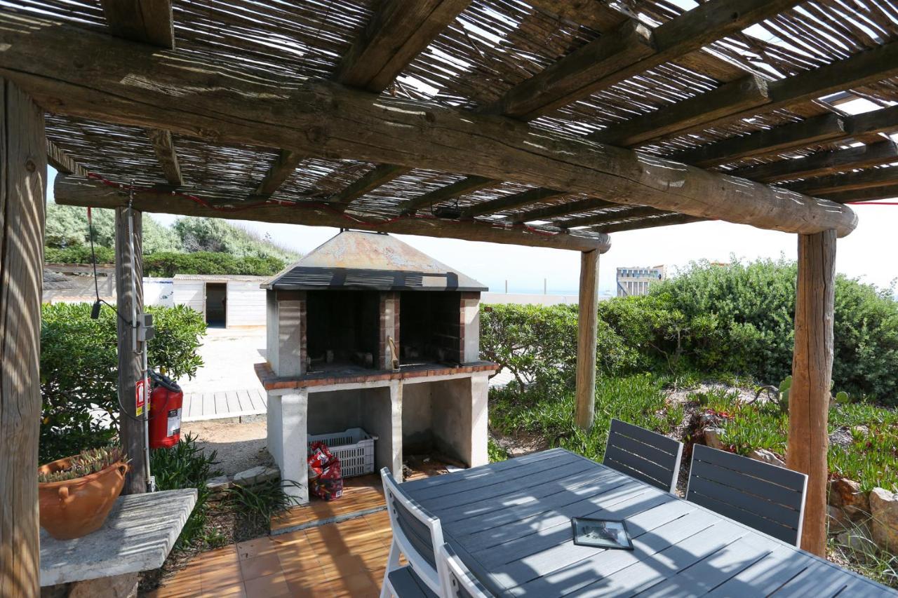 Appartements Acces Prive Plage De La Bergerie Hyères Exteriör bild