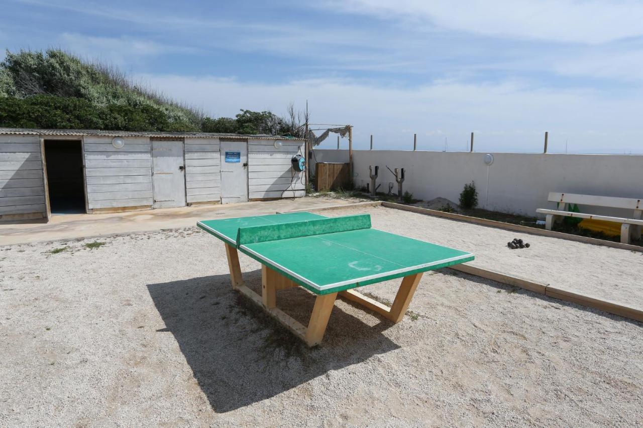 Appartements Acces Prive Plage De La Bergerie Hyères Exteriör bild